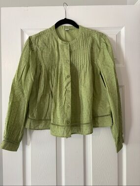 Old Navy Light Green Eyelet Button-Front Blouse